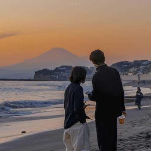 密密呜呜黄男男
